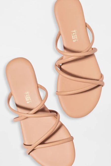 This is my quintessential summer sandal. Under $100 and the rose gold is the perfect neutral. 

#LTKunder100 #LTKshoecrush