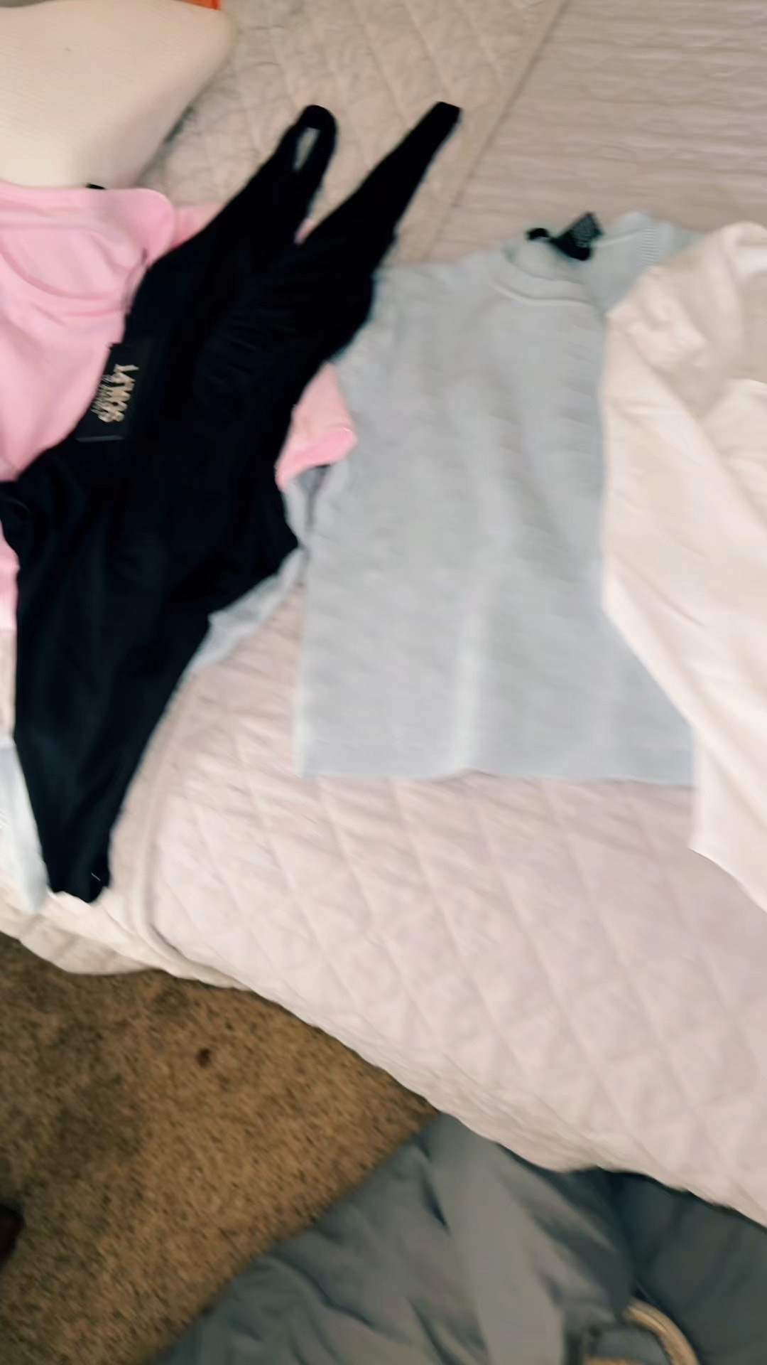 Forever 21 is going out of business and everything is 50% off!!! They are even selling the manicans and furniture!  #hugesale #forever21 #fashion

#LTKSaleAlert #LTKStyleTip #LTKFindsUnder50