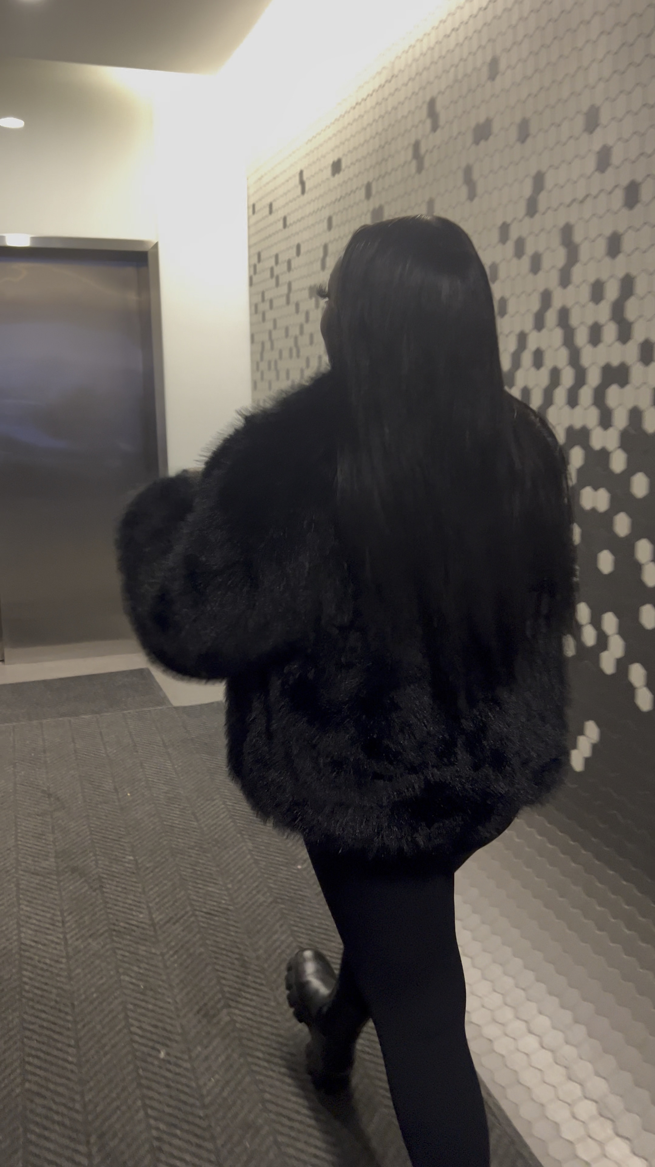 So grateful to be experiencing all the things that I’ve been experiencing 

#LTKNYFW

Wearing size Large in Fur Jacket
