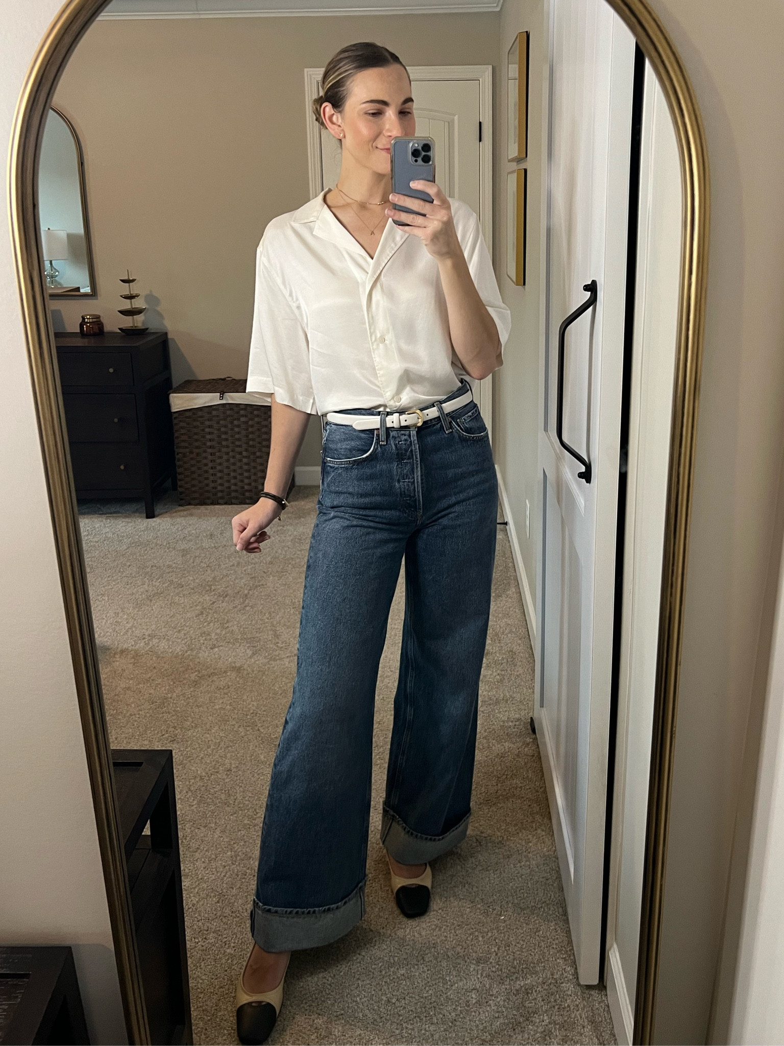 Office outfit / workwear
Top - old but linked similar 
Jeans - sized down 1 size (wearing size 26)
Belt - wearing size xs 

#LTKWorkwear #LTKStyleTip