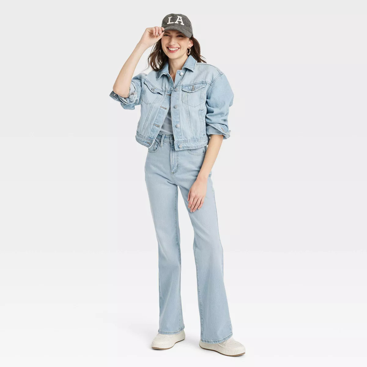 Women's Cropped Trucker Jacket - Universal Thread™ Light Wash | Target