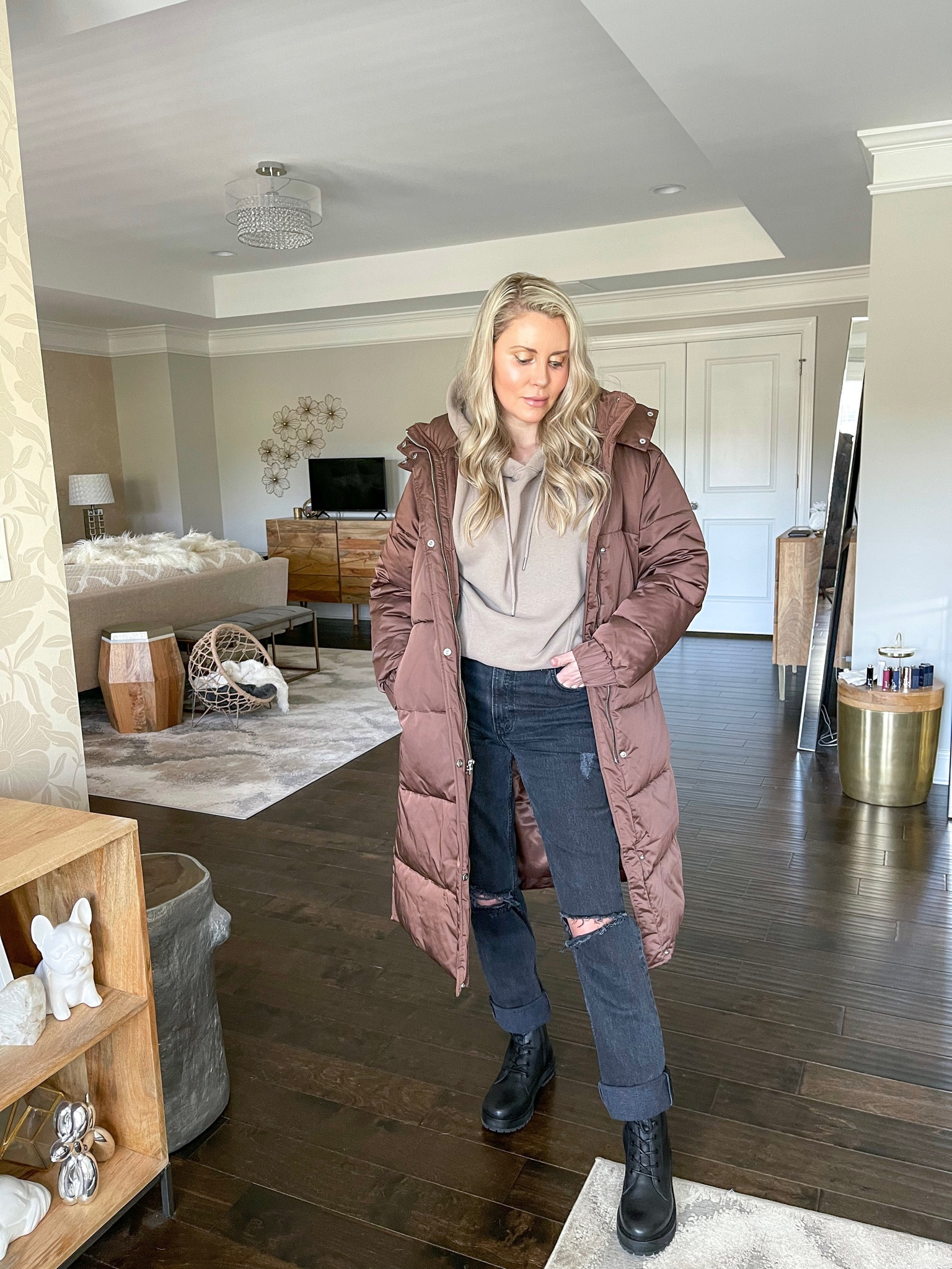 Abercrombie has the best puffer coats on clearance!

Winter coat, black jeans, hoodie, combat boots 

#LTKsalealert #LTKstyletip #LTKSeasonal