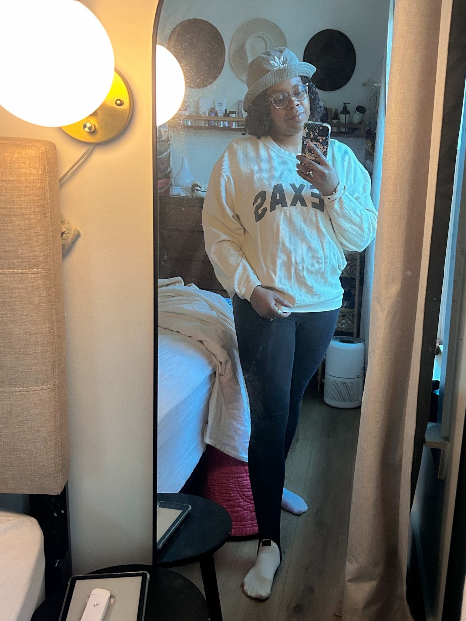 Nothing says “mom on a mission,” than when mama’s got her stirrup leggings on, but it’s not at aerobics class!

I’m happy to report that we indeed had a productive Friday!

Find this exact Adidas bucket hat in my tagged products below! ￼

#LTKootd #LTKdayinmylife #LTKmomlife