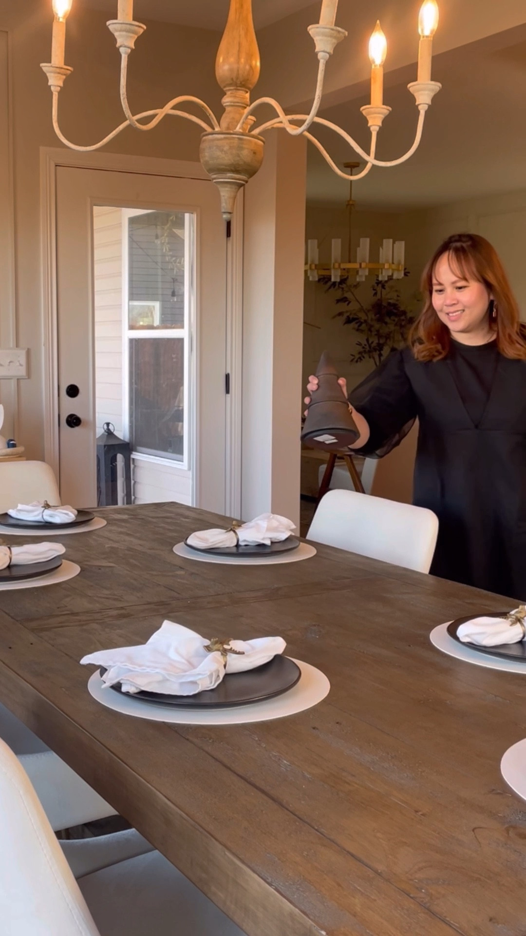 Simple and affordable Christmas Tablescape

#LTKHome #LTKSeasonal