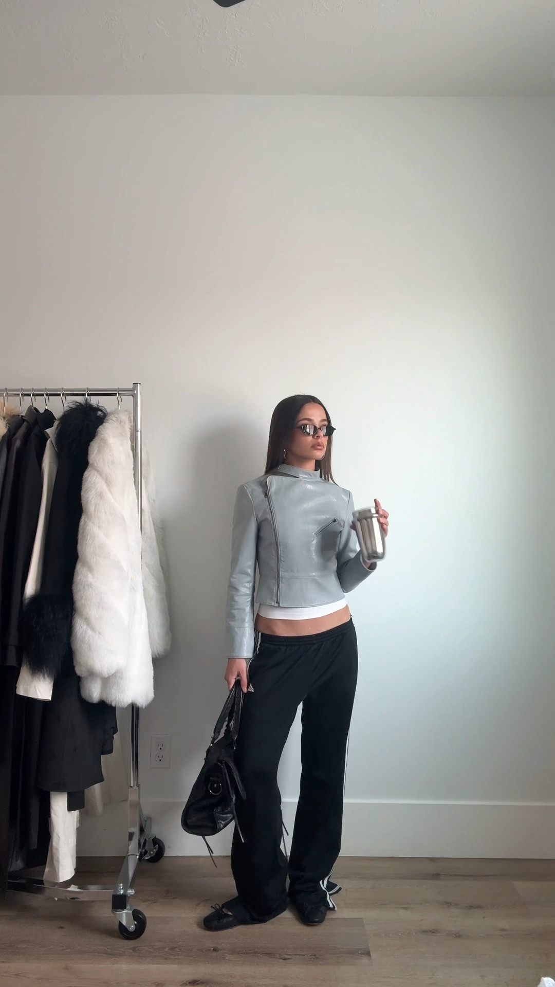 everything linked on shopmy <3

#trackpants #ootd #outfit #ootd #outfitinspo #balletflats

#LTKPetite #LTKootd #LTKgrwm