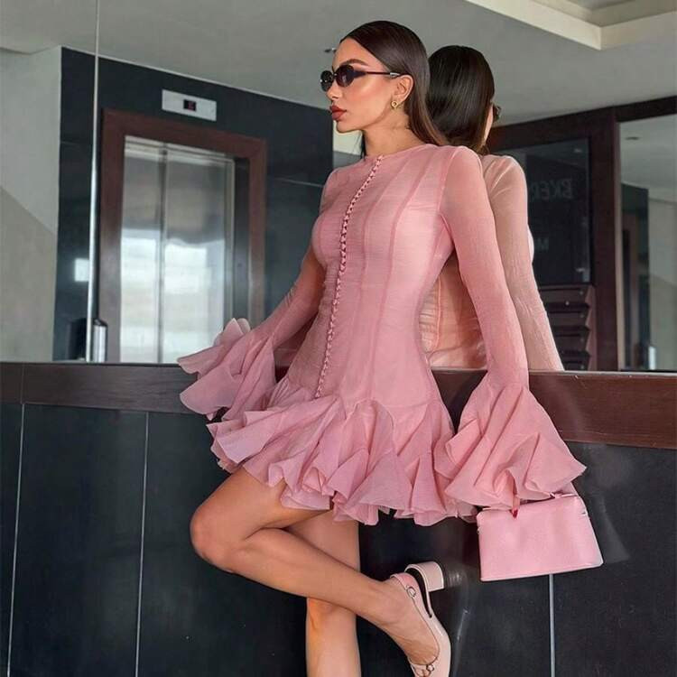 Vestido Midi Con Volantes Escalonados Y Estilo Romántico | Vestido Estilo Victoriano Con Mangas Abullonadas, Body Fruncido Y Detalles De Botones | SHEIN