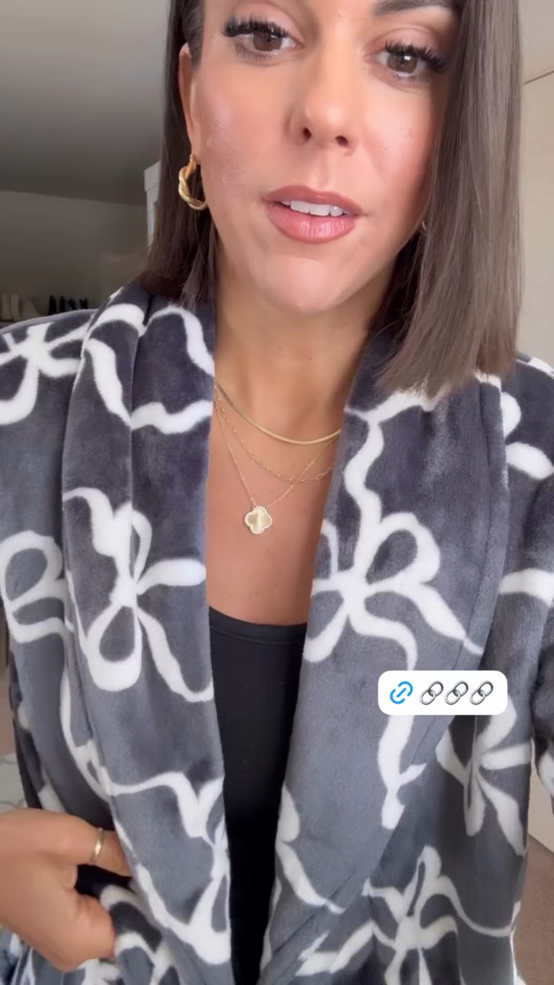 Love this Walmart
Robe! Size small 

#LTKSaleAlert #LTKSeasonal #LTKHoliday