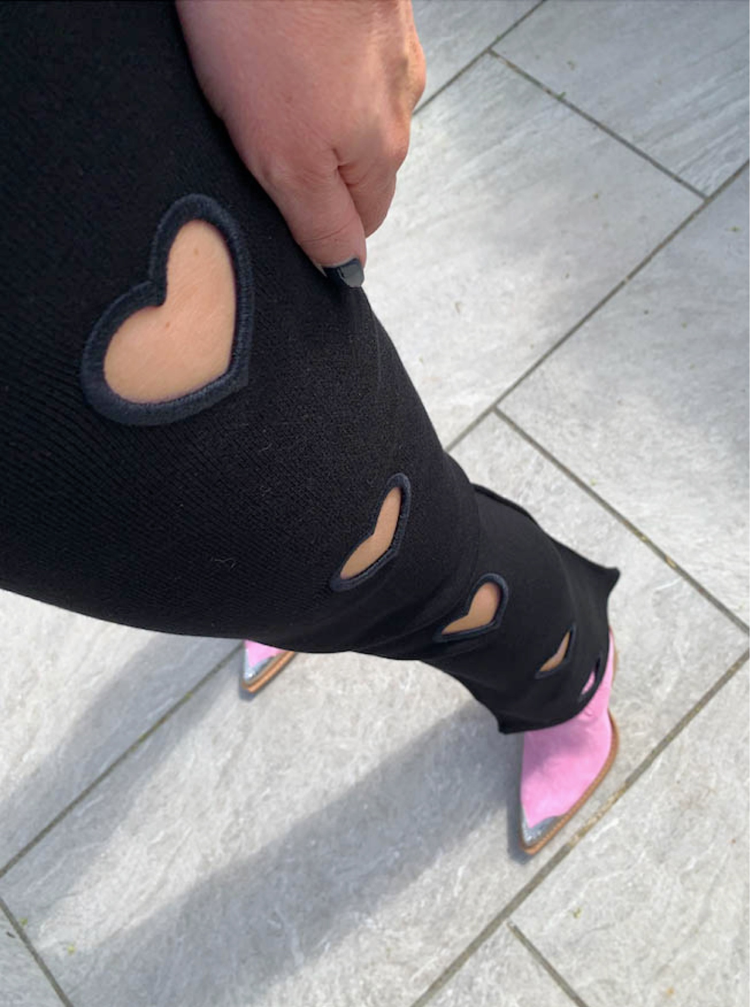 Heart cut out trouser leggings, pink point toe ankle heels

#LTKstyletip #LTKSeasonal #LTKeurope