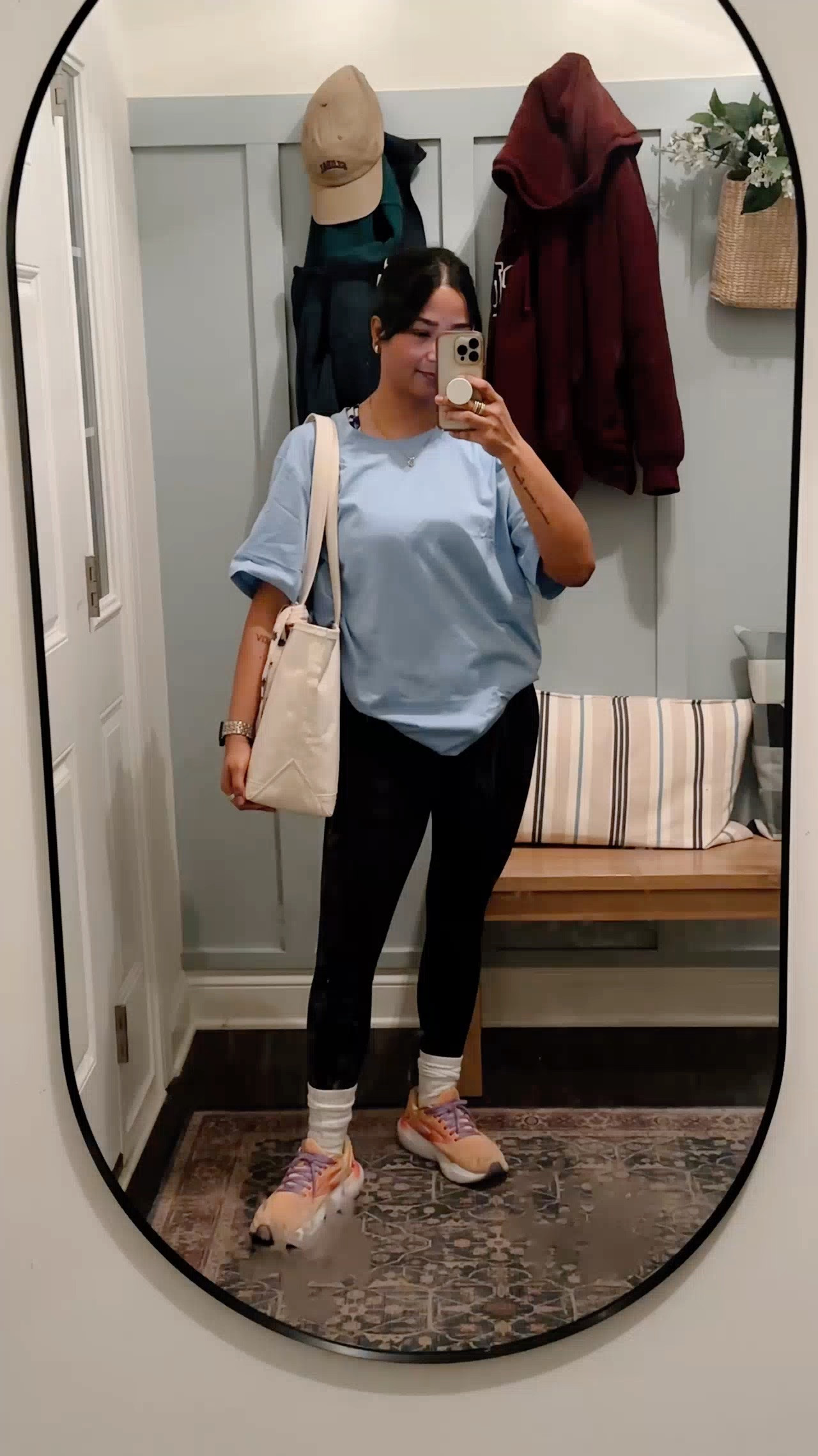 Going to the gym at night after kids are in bed has been so much better and doable for me than waking up at 5 in the morning! 


gym routine, night routine, mom routine, mom night routine, postpartum fitness, spring 2025, summer 2025 

 

#LTKActive #LTKFindsUnder100