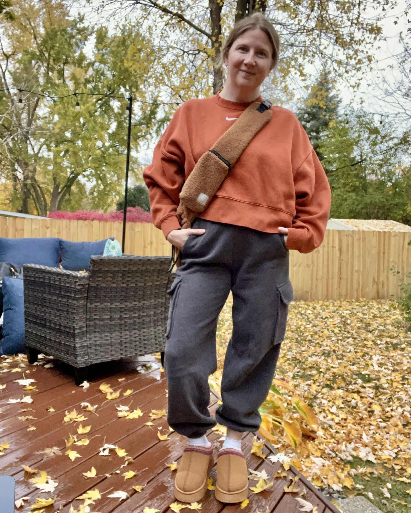 when I’m wearing 🍂🍁🤎🎃🐻 but thinking about 🎄🎅🏻🎁✨❤️

wearing a size XS in the sweatpants and M in the sweatshirt for reference 

#LTKStyleTip #LTKSeasonal #LTKVideo