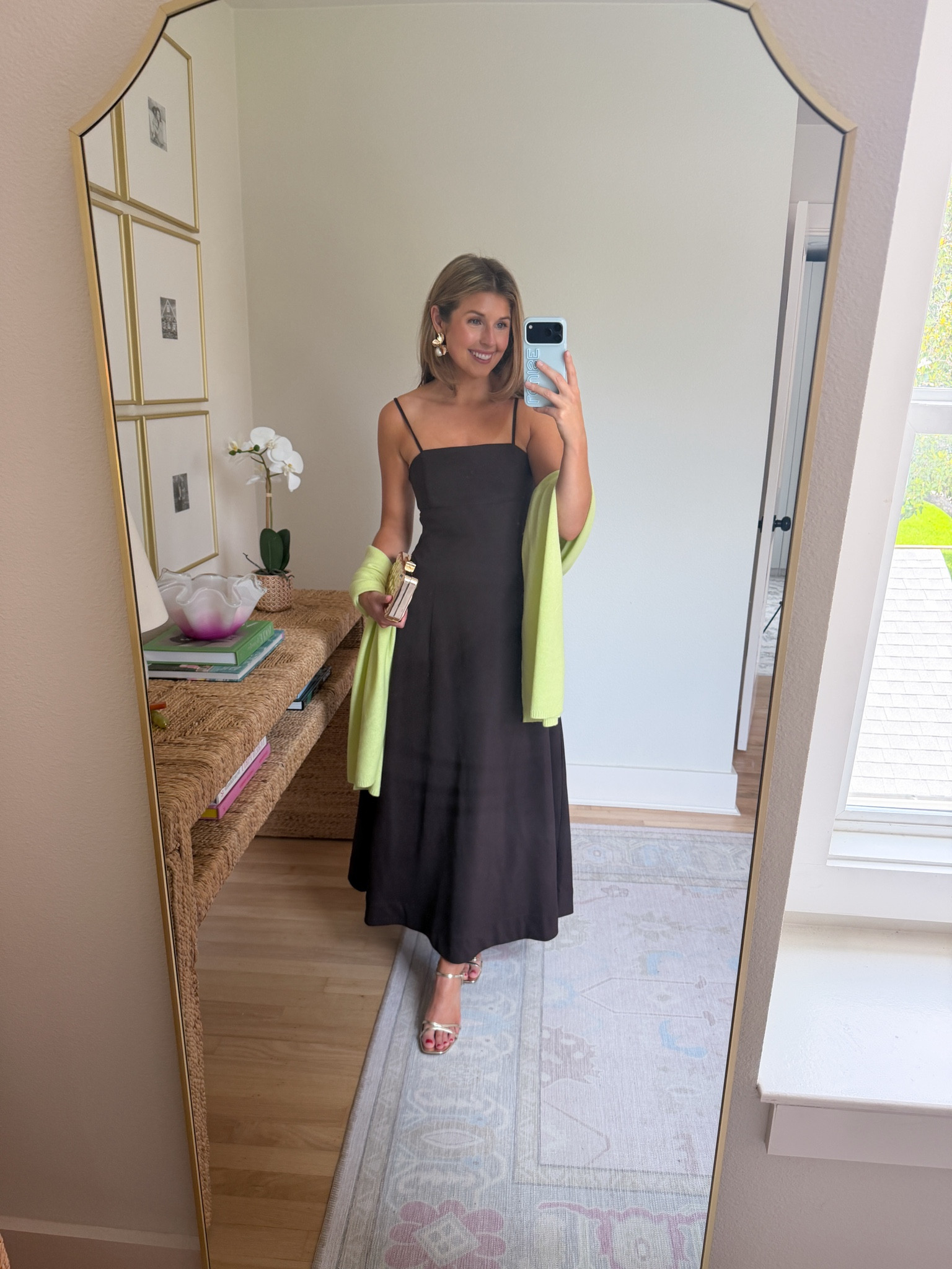 Chocolate brown midi dress! Wearing a S