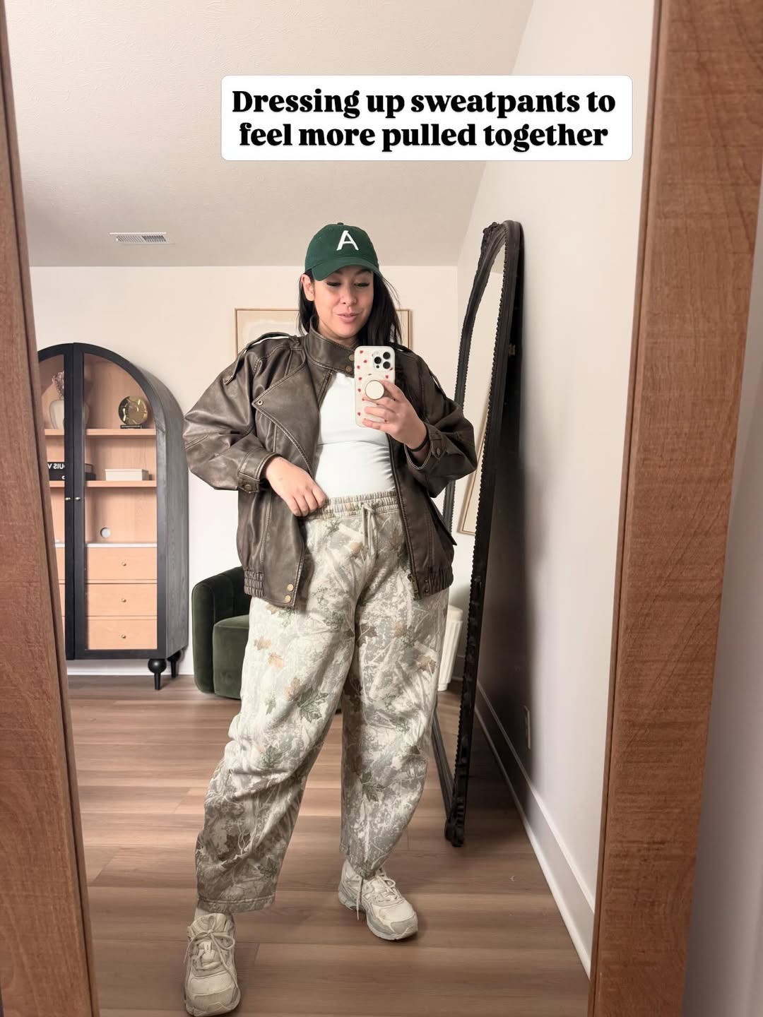 Midsize outfit idea! Dressing up sweatpants is a great way to feel more put together.
-
-
-
Midsize fashion, everyday outfit idea, comfy casual, leather jacket, midsize outfit ideas, spring fashion

#LTKootd #LTKgrwm #LTKMidsize