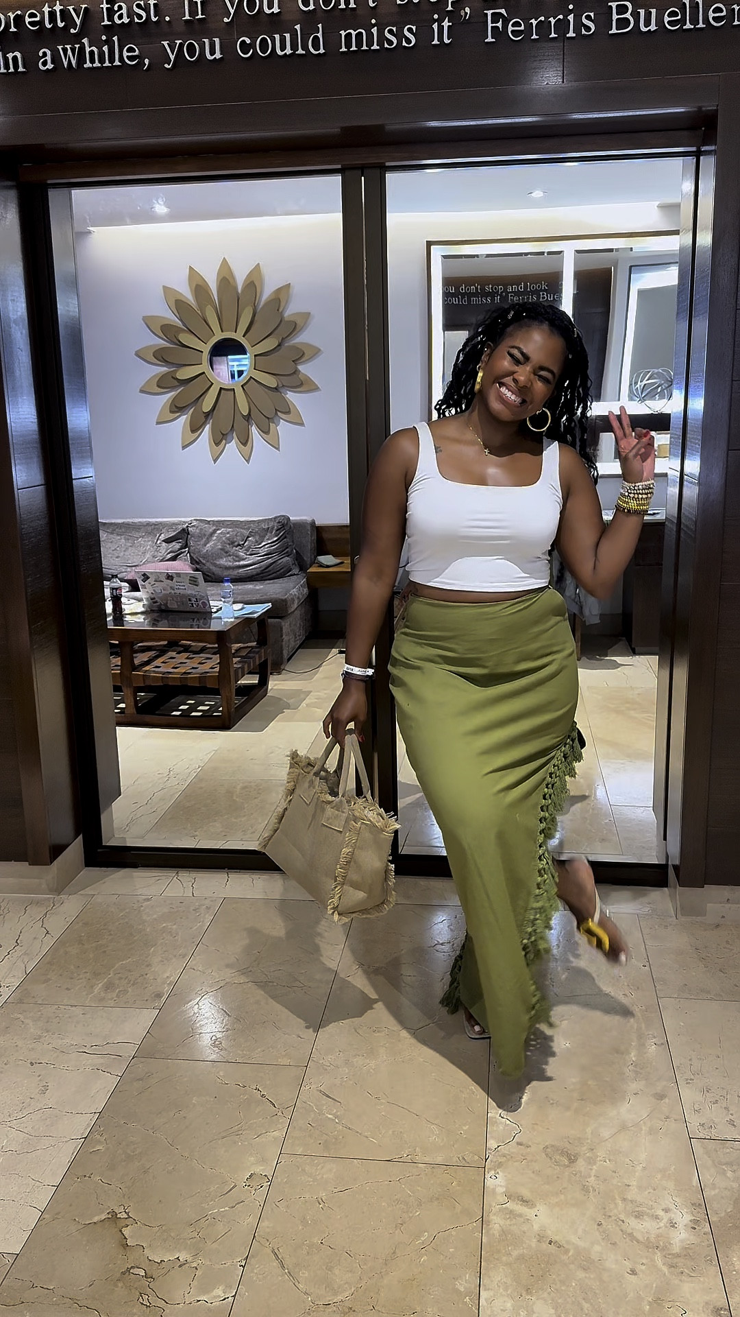 This skirt will DEFINITELY be on all my vacay trips! 
Top: M
Skirt: 10


#LTKStyleTip #LTKHoliday #LTKFindsUnder50