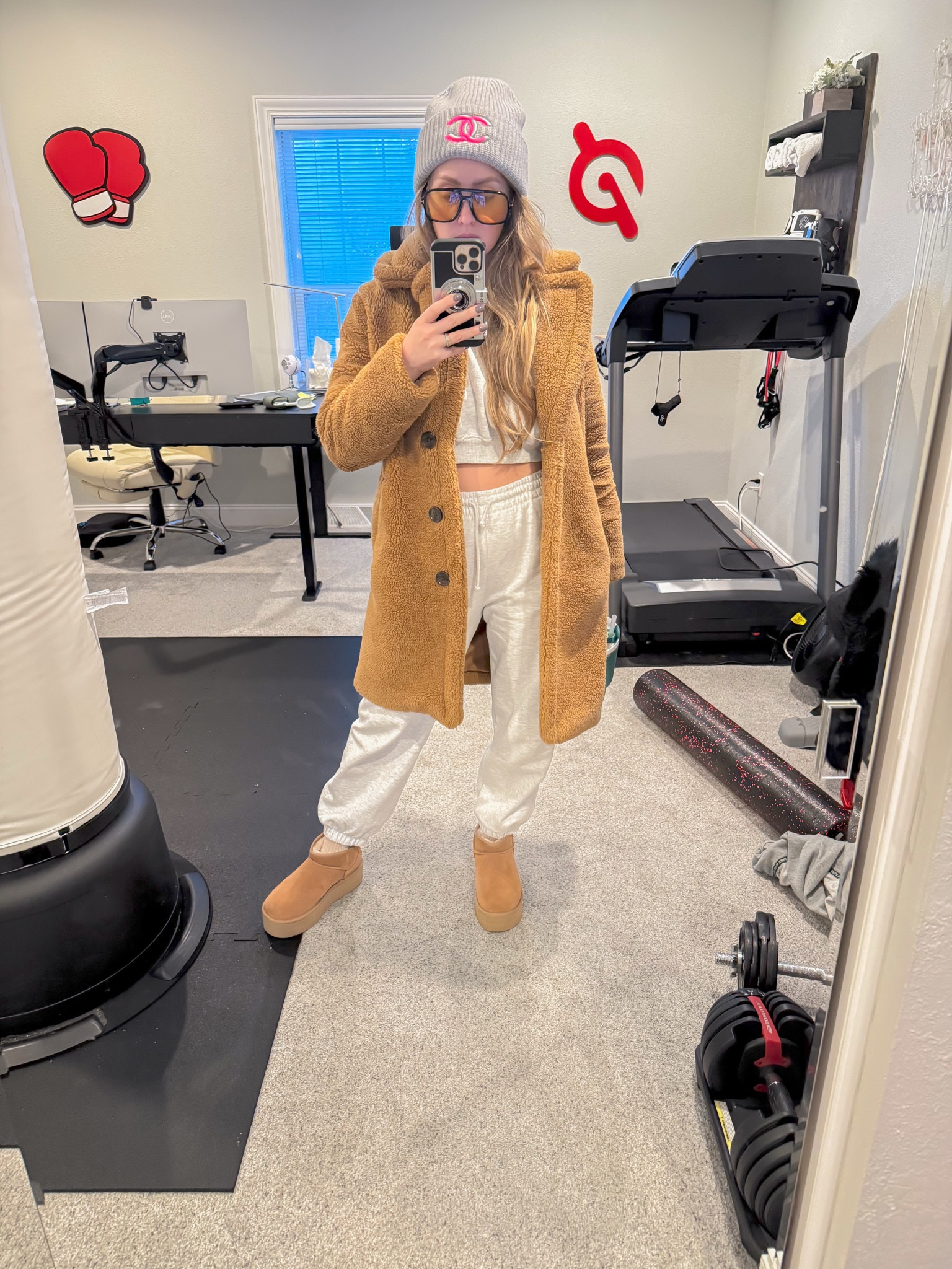 Winter casual outfit #ugg #uggs #uggultramini #uggboots 

#LTKStyleTip #LTKShoeCrush