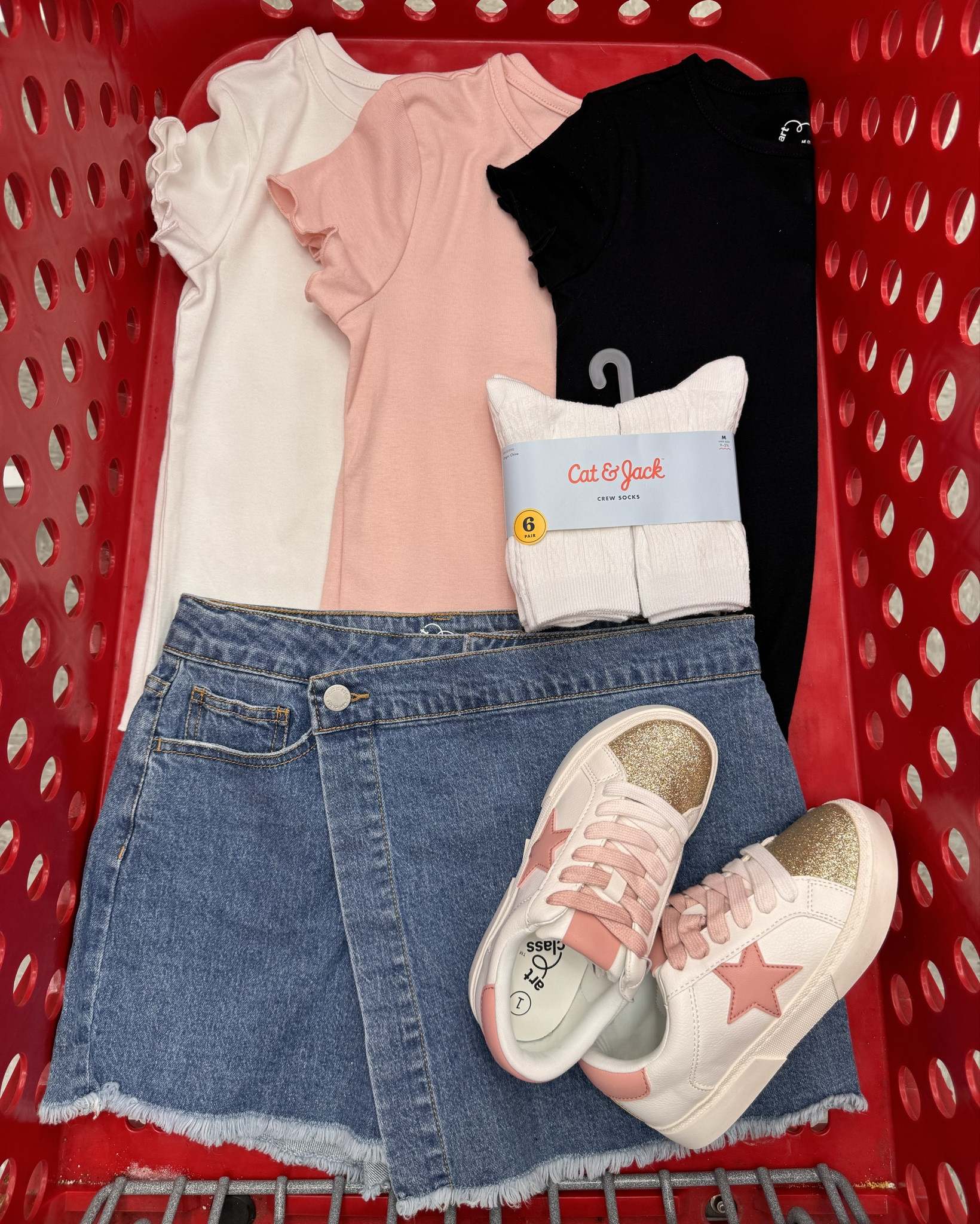 Time to start back to school shopping! Check out these Target styles you’re tween is going to love! 

#LTKBacktoSchool #LTKKids