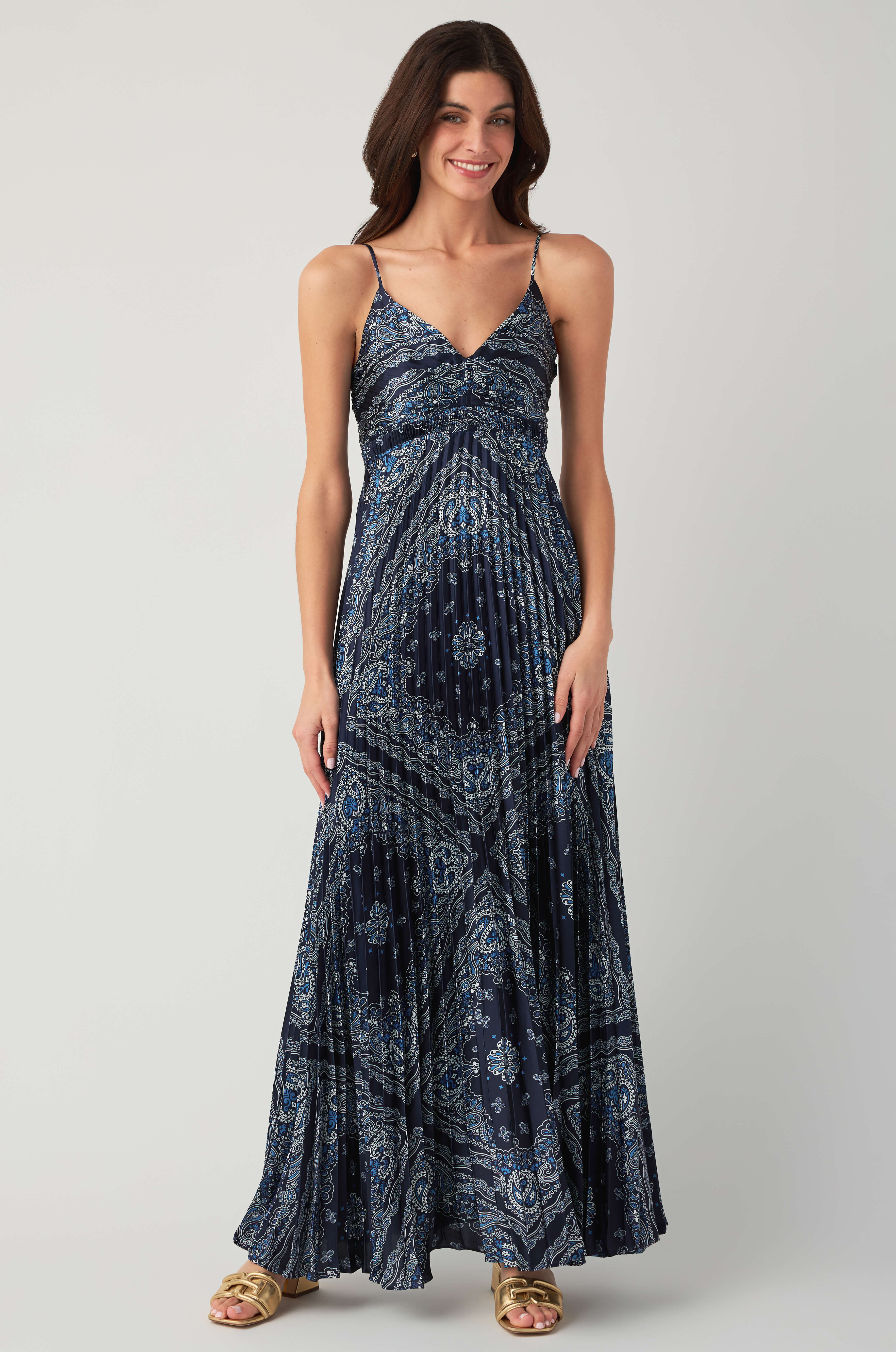 Skies Are Blue Bandana Print Sleeveless Dress | Social Threads