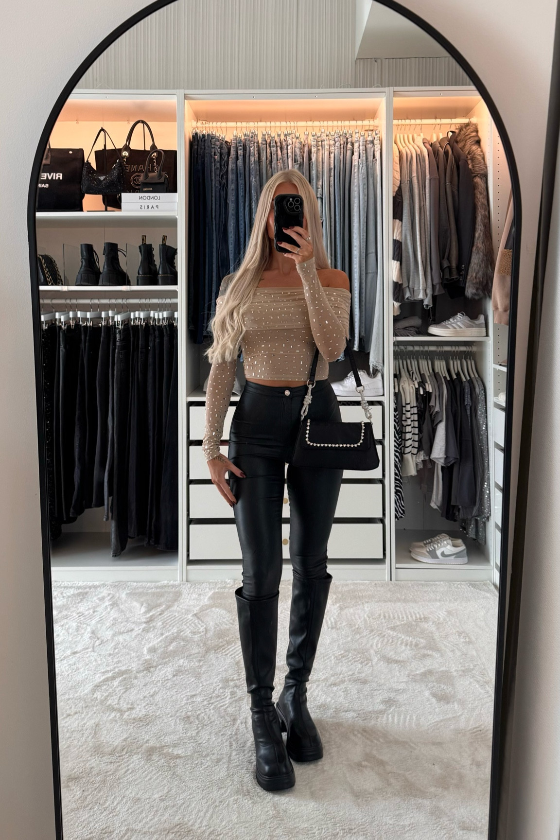 Date Night Outfit ✨

#LTKStyleTip #LTKSeasonal #LTKHoliday