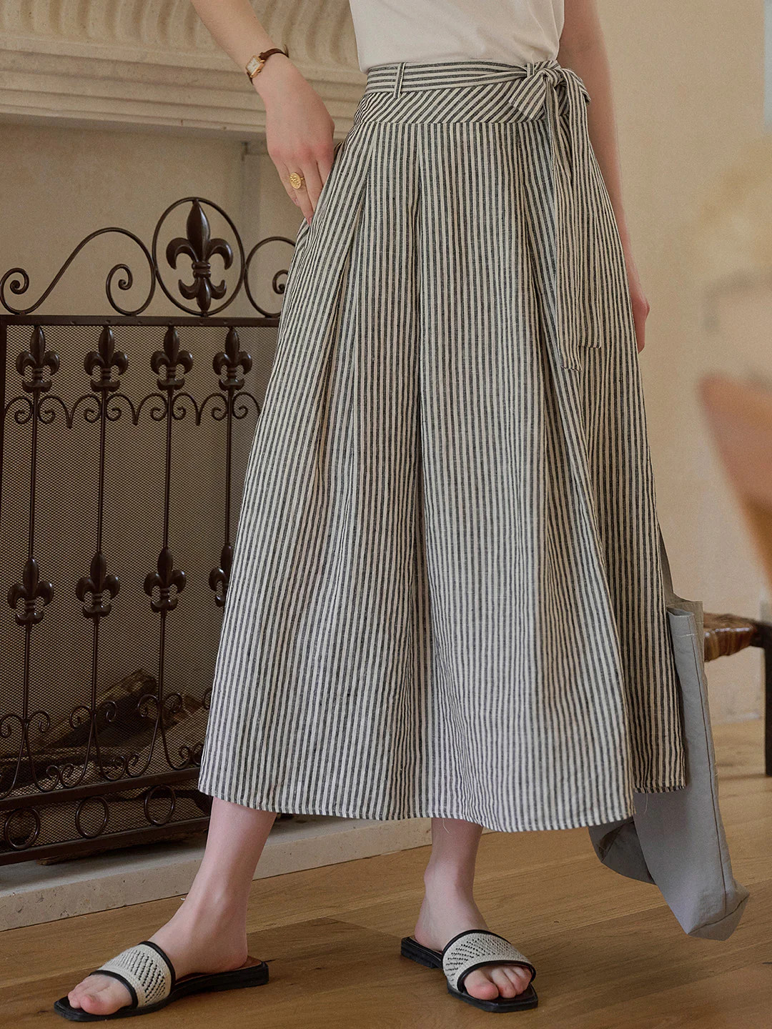 Ava Stripe Pleated 100% Linen Skirt | SimpleRetro