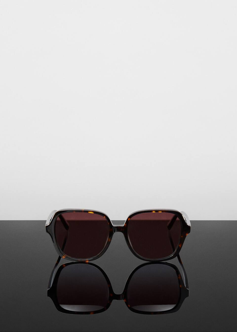 Tortoiseshell square sunglasses -  Women | Mango United Kingdom | MANGO (UK)