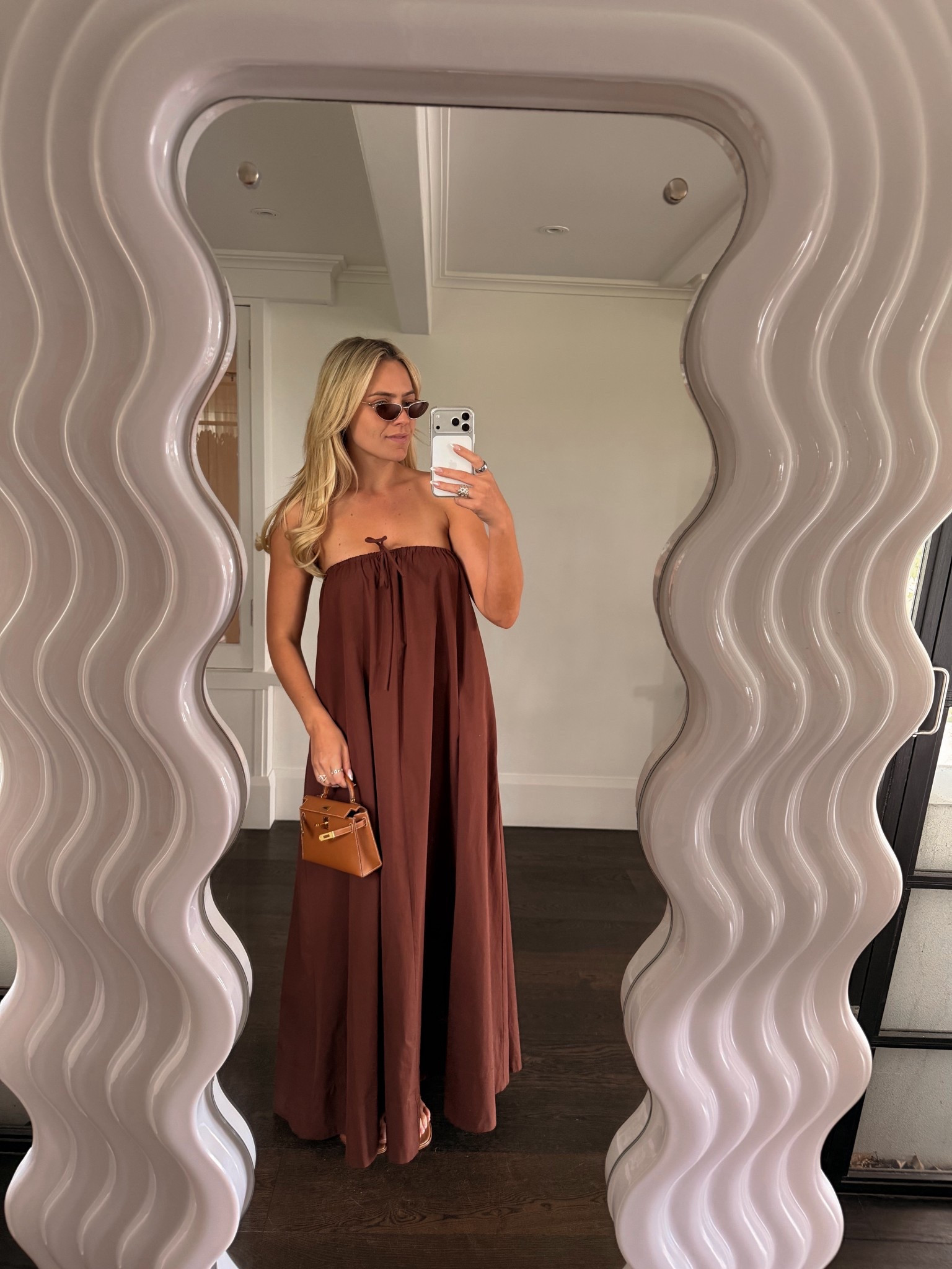 Love this effortless dress🤎