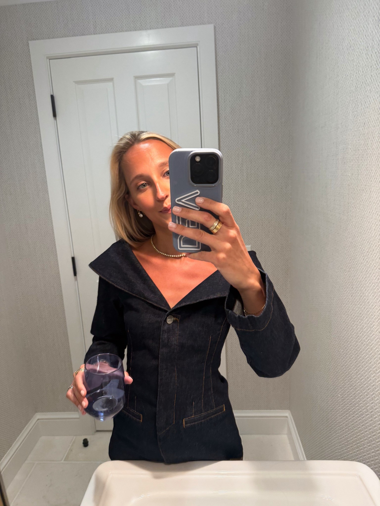 So obsessed with this top !!!!!! It’s so flattering. 

#LTKSeasonal #LTKStyleTip