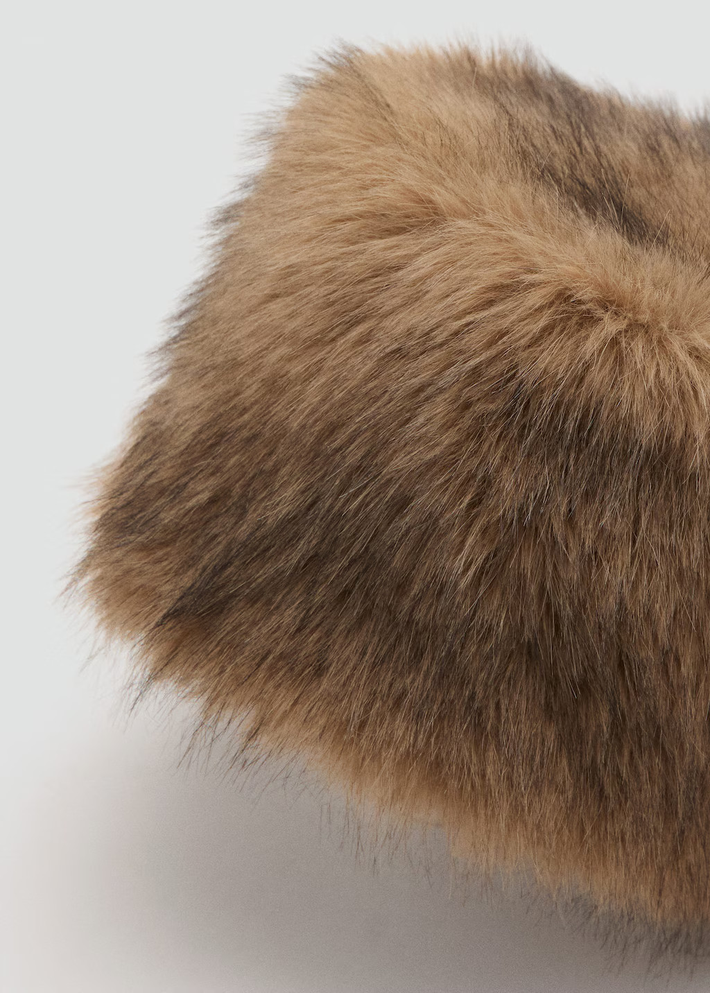 Faux-fur hat medium brown - Woman - One size - MANGO | Mango (US/MX/AU)
