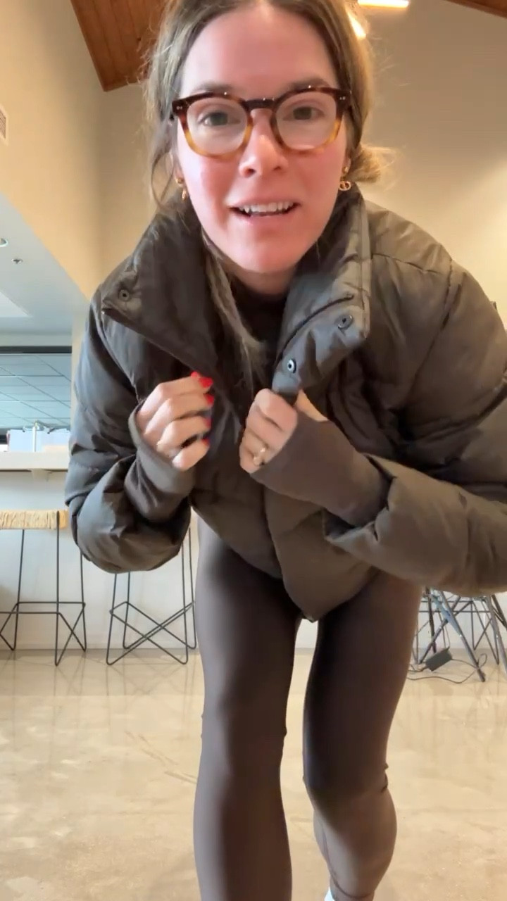 Loving this color for winter and so cozy! 

#LTKHoliday #LTKGiftGuide #LTKStyleTip