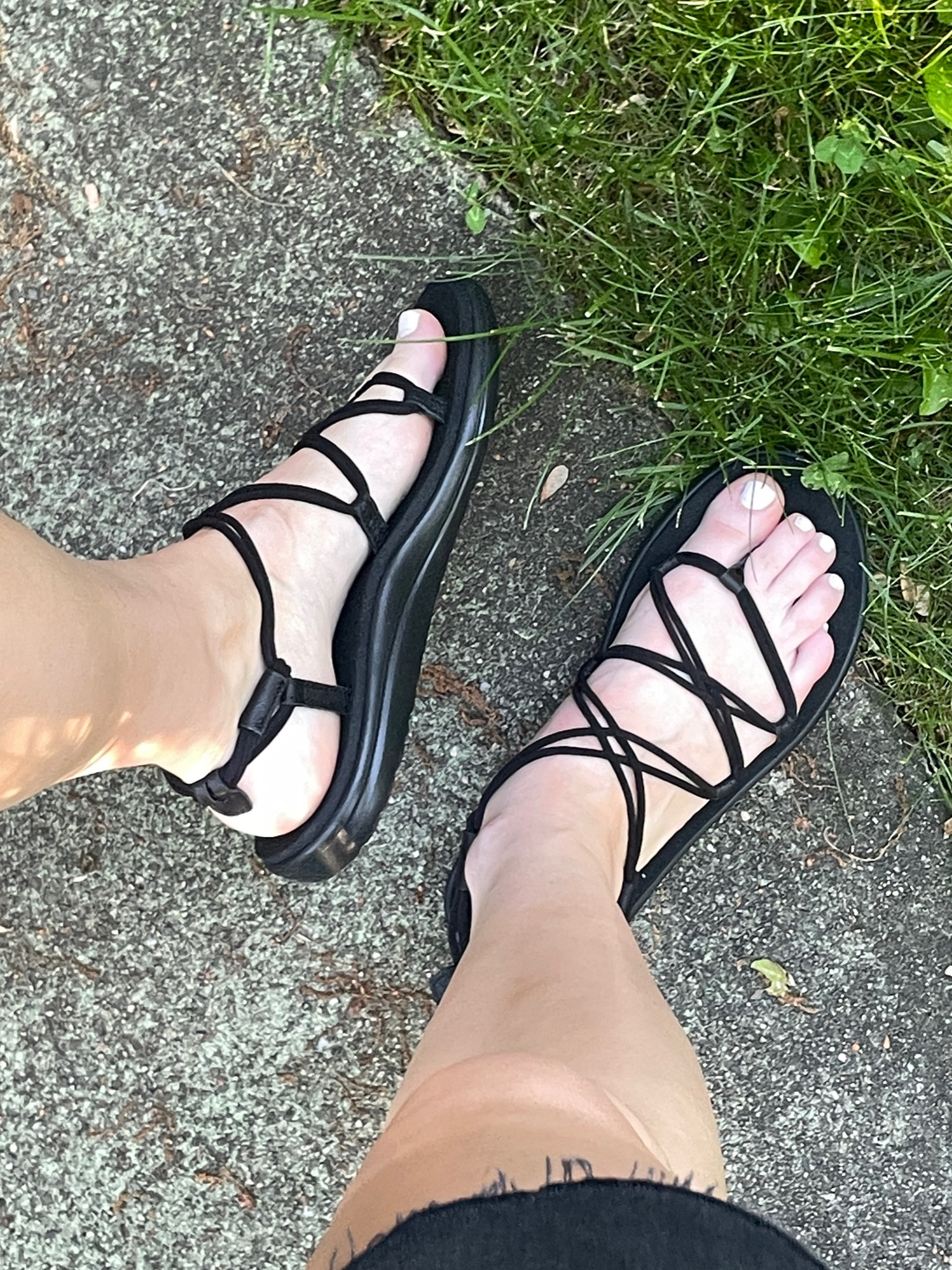 perfect lightweight summer sandal for hot days, also comes in a platform!! walking, hike, teva

#LTKFindsUnder50 #LTKShoeCrush #LTKSeasonal