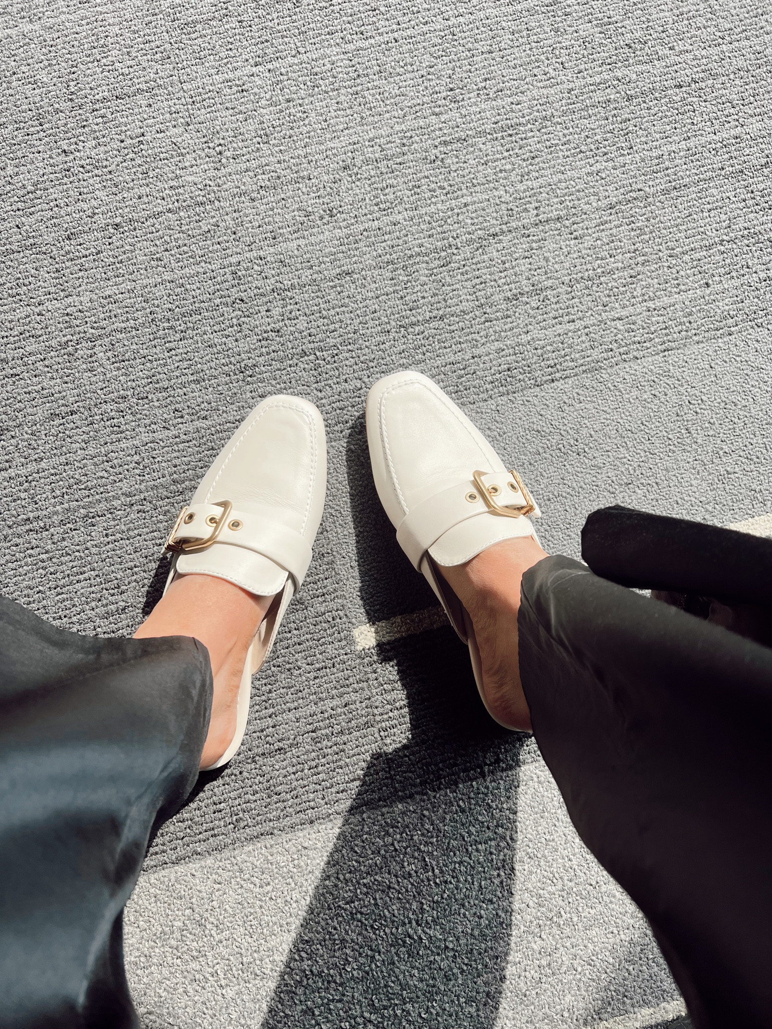 Cutie summer mules 🤍

#LTKfit #LTKSeasonal #LTKshoecrush