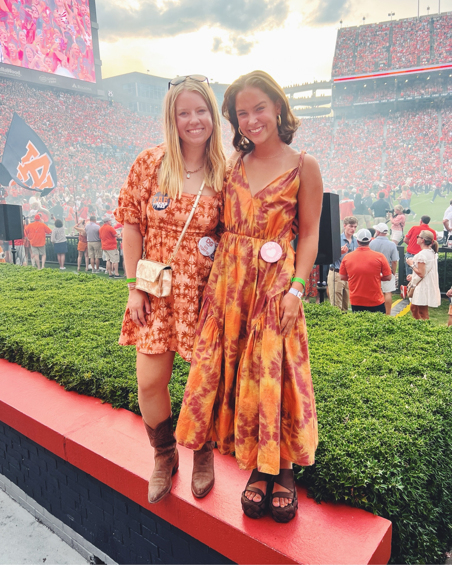FIRST GAMEDAY OUTFIT

#LTKSeasonal #LTKShoeCrush #LTKStyleTip