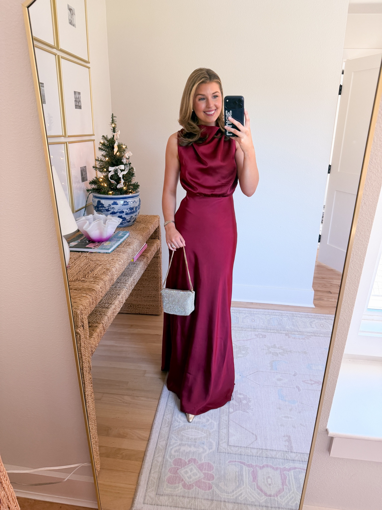 Winter black tie outfit idea! Wearing a S in dress