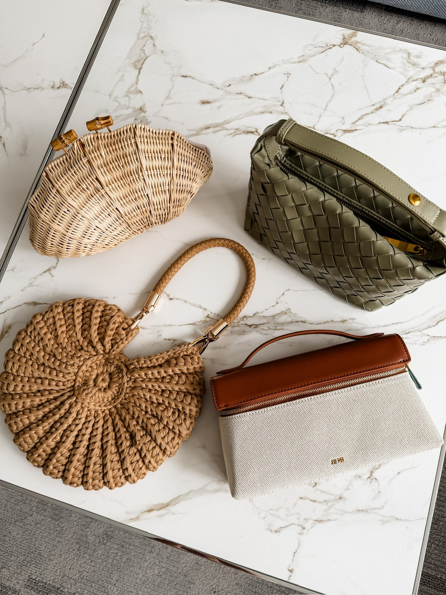 How perfect are these Amazon bags?! 😍

Loverly Grey, summer bag, summer purse, summer clutch