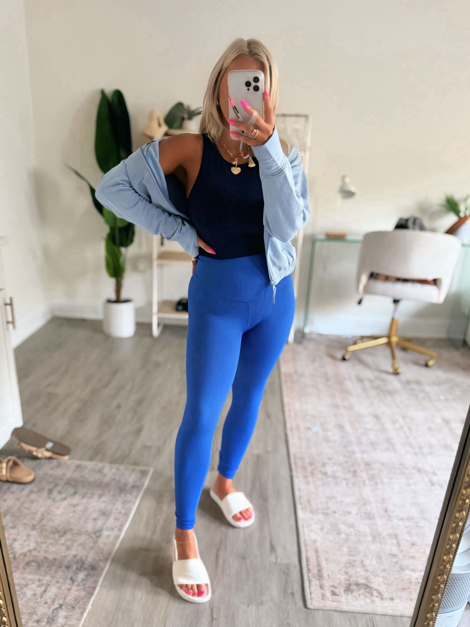 Living in these leggings from aerie! I did a medium in everything! 