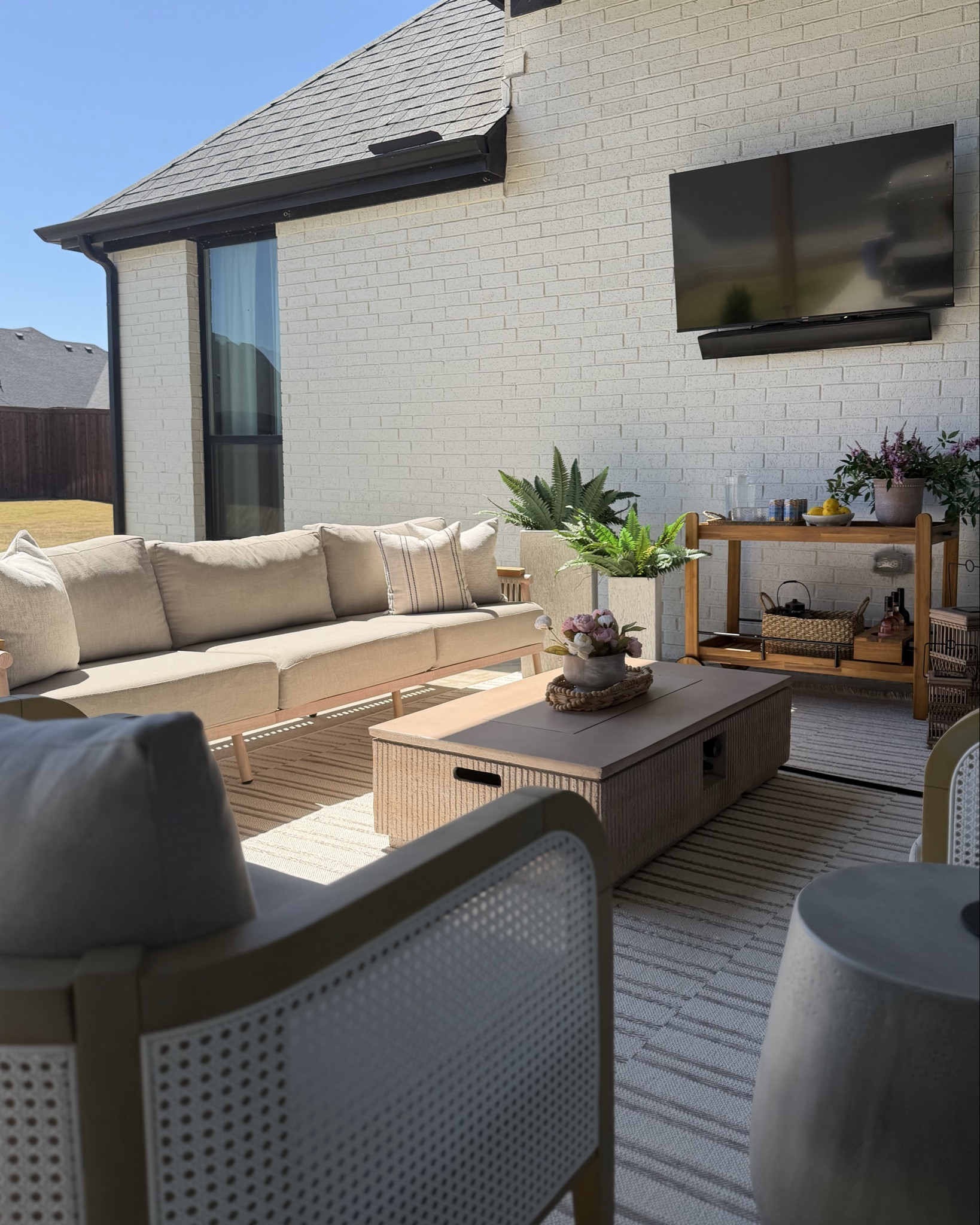 Where everything feels a little slower out here 🌿✨

Lately, this space has been our favorite place to start and end the day… just adding pieces from @wayfair that make it feel calm, lived-in, and easy to enjoy.


#ad #outdoor #wishyouwerehere #wayfair #wayfairpartner

#LTKHome #LTKSaleAlert