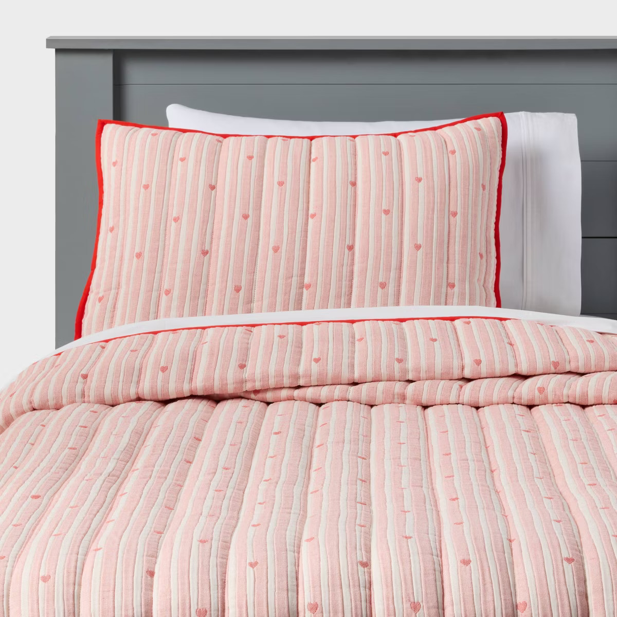 Patisserie Heart Striped Kids' Quilt Set - Pillowfort™ | Target