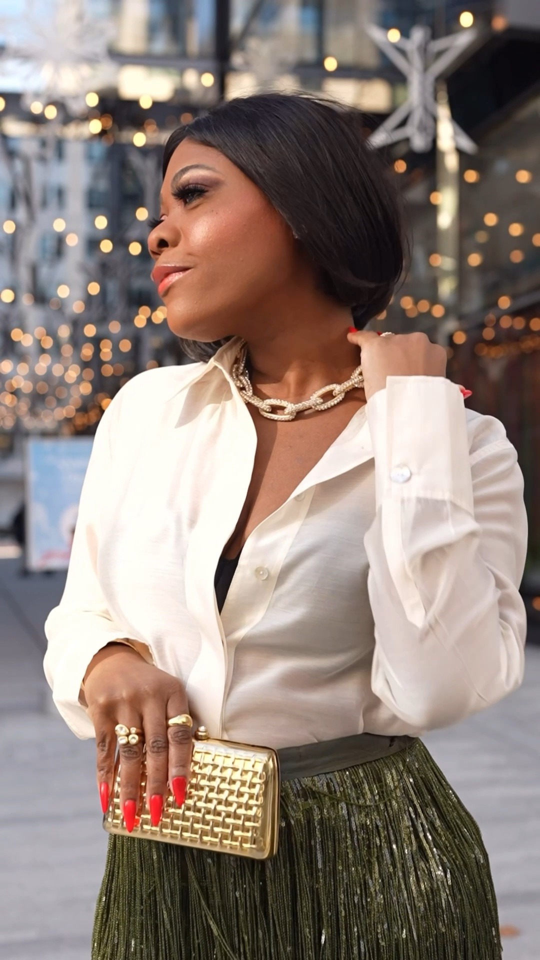 Holiday party outfit idea! The sequin skirt is everything 

#LTKMidsize #LTKHoliday #LTKootd