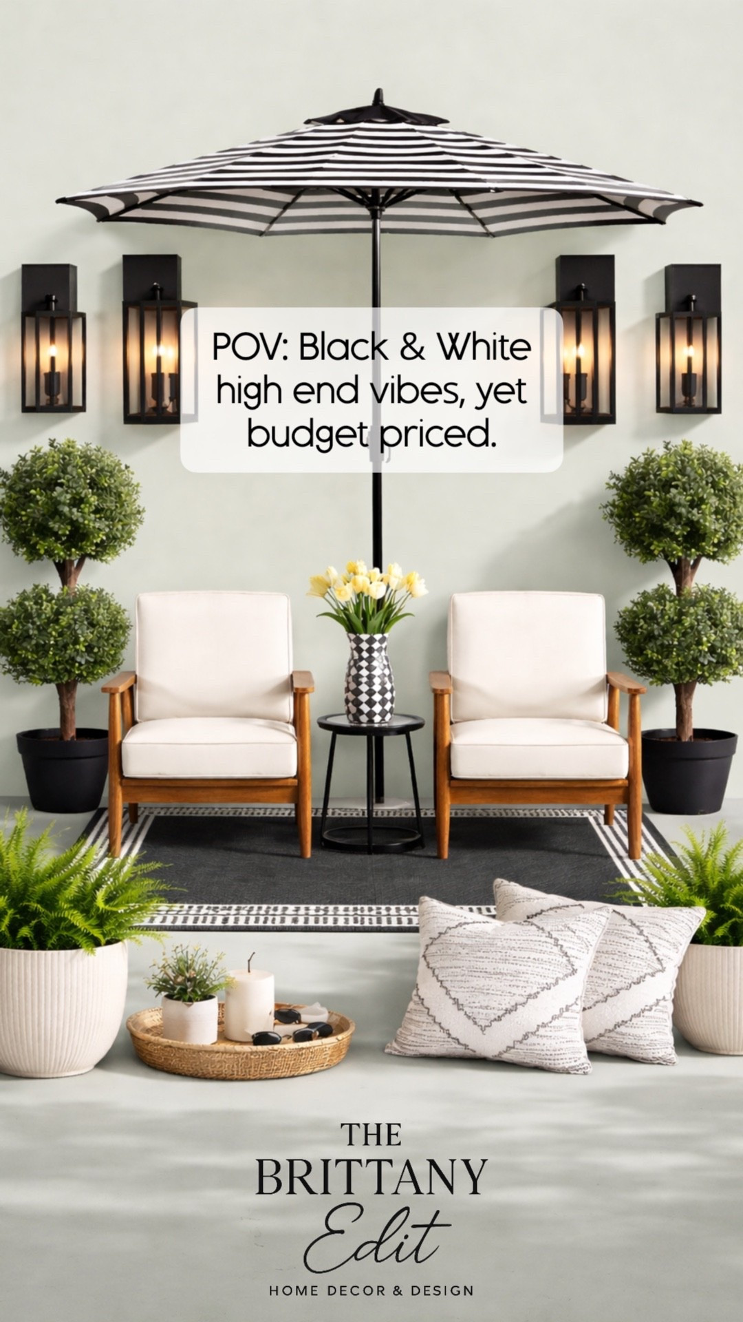 Black and White decor always feels so elevated to me. 

#LTKHome #LTKSeasonal