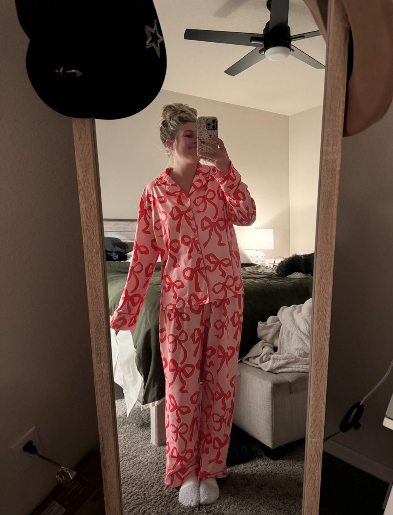 Christmas Pajamas! They’re so cute and comfy!!!!! I love the bows ❤️🩷


Amazon | Christmas Day Pajamas | Pink Christmas | Pajama Set 

#LTKGiftGuide #LTKSeasonal #LTKHoliday