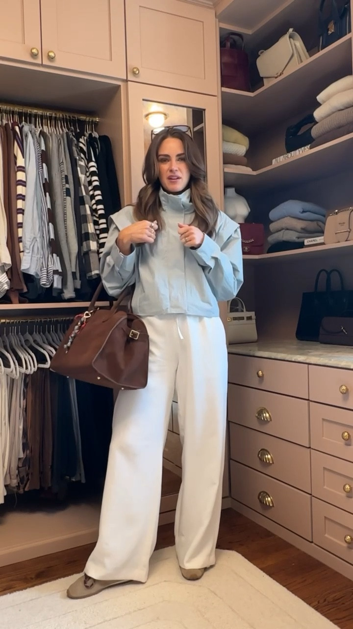 ZARA TRY ON HAUL ✨
Ordered new pieces for Spring - let's see what I keep or return

Size S in the blue jacket
Size S in the stripe top & XS in pants. 
Size S in black fringe top (needs XS)
Size S in black cape top (XS would fit better) 
Size S in white off the shoulder top * runs small, consider sizing up*
Size XS in white asymmetrical  top 



#LTKootd