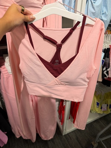 This week’s #1 best seller 🥇💗You guys were LOVING this new JoyLab double layer active top! The layered look + pink and maroon color combo is so cute for workouts, errands, or an everyday athleisure fit.

fall outfits women over 50, wedding guest dress summer, fall wedding guest dresses, fall decor, date night outfits, fall dresses, country concert outfits, business casual workwear, fall fashion hauls, concert outfit ideas
 

 #LTKootd #LTKfitnessgoals #LTKActive