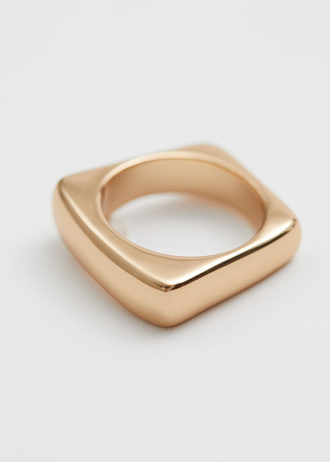 Squared Ring | & Other Stories US