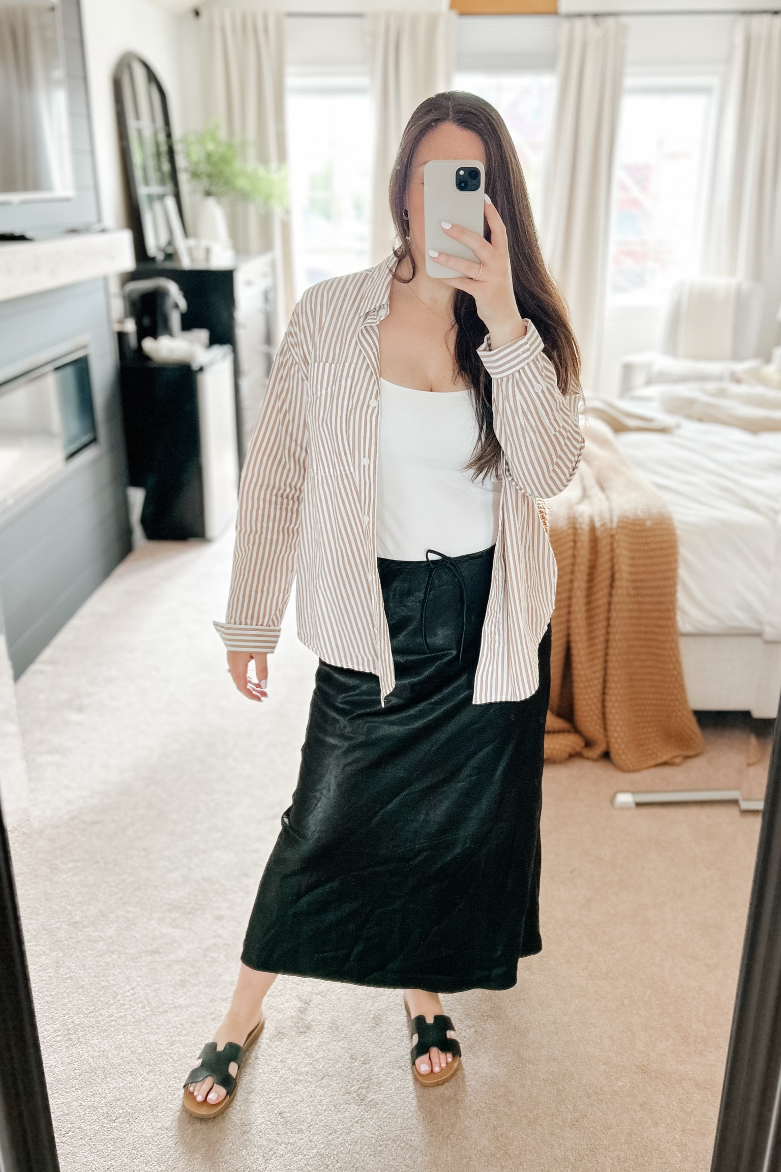 Day 6 - 30 Days of Midsize Spring Breastfeeding-Friendly Outfits! 
.
.
.
.

Fresh, and functional—these nursing-friendly spring looks are perfect for new moms. From breezy button-front dresses to soft wrap tops and nursing tanks layered under light cardigans, this 30-day outfit guide blends comfort with spring style. Think: easy access, postpartum flattering fits, and on-trend colors. 

#SpringMomStyle #BreastfeedingOutfits #NursingFriendlyFashion #PostpartumLooks #LTKSpring #LTKMom #NursingOOTD #30DaysOfStyle #NewMomWardrobe #BreastfeedingStyle #MomLifeFashion #PinterestOutfits



#LTKmaternity #LTKspring #LTKcanada