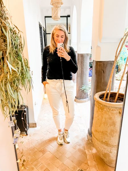 Outfits of the week

The mornings could be quite chilly in Marrakech so I layered a lightweight wool sweater over a t-shirt and paired it with light beige paperbag waist jeans and chunky sneakers. 

Sweater xl
Jeans l (Shoeby)



#LTKtravel #LTKcurves #LTKeurope