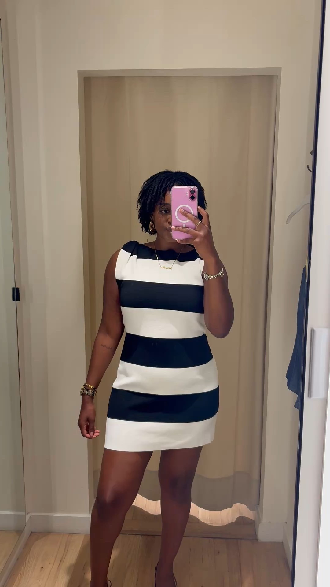 The cutest Brunch, Date night, girls night out dress!! 
Dress size Medium 


#LTKStyleTip #LTKShoeCrush