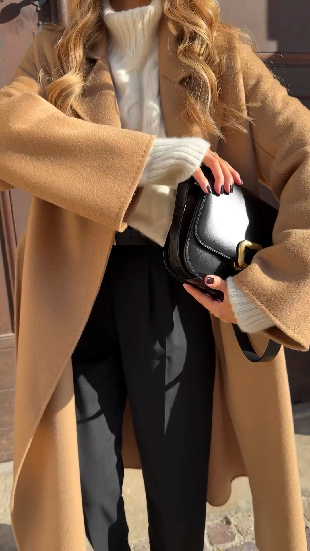 timeless 🕊️

timeless classics | minimal chic | camel coat camel coat outfits | wardrobe staples | classic coat | cashmere coat

#LTKStyleTip #LTKootd #LTKItBag