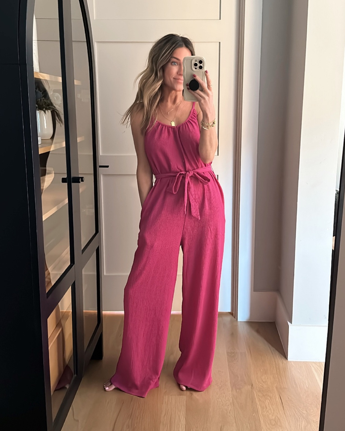 Almost sold out but wanted to share! Under $20 and sooo cute. Wearing xs. 



#LTKtravel #LTKunder50 #LTKstyletip