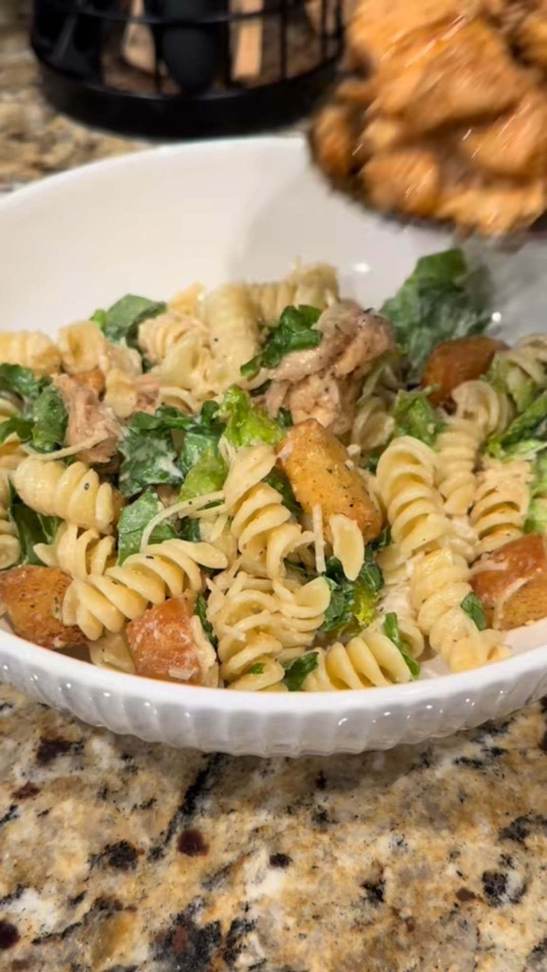 Made the viral Chicken Cesar Pasta Salad 🥙
With all my daily kitchen essentials...

#LTKHome