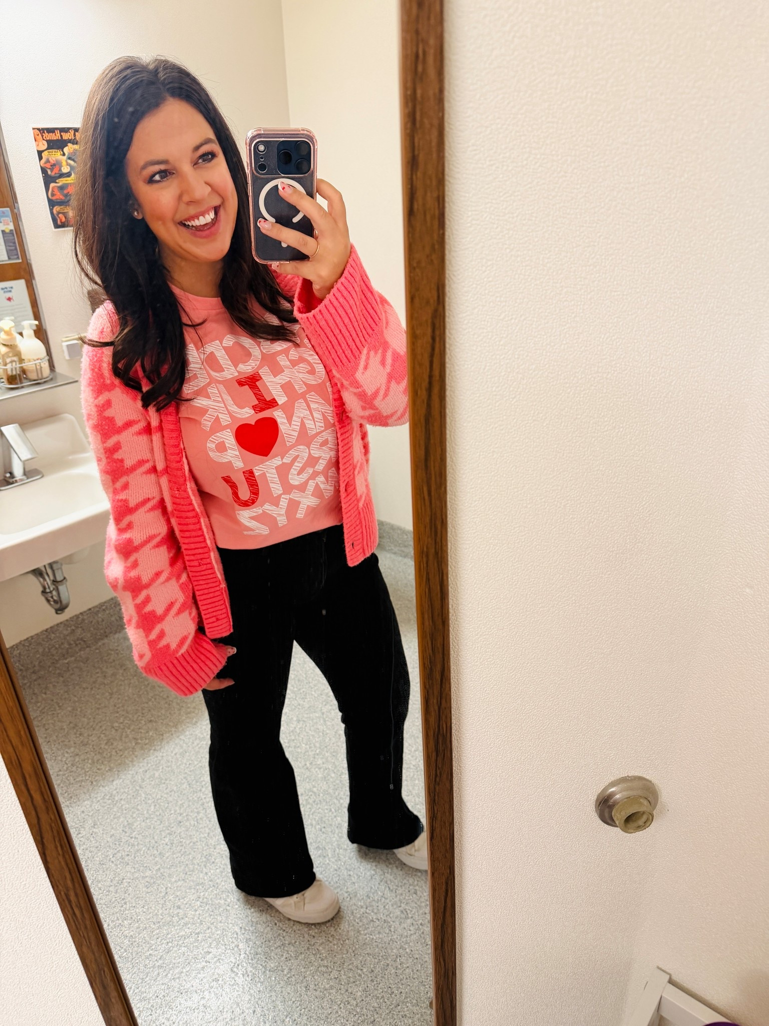 Fun casual teacher Valentine’s Day outfit for the win! 

This shirt is so soft and the print isn’t chunky or weird on the chest (iykyk) I did a size large and it wasn’t too bulky.

These jeans I sized up to a 12. They are soft and stretchy enough but won’t sag by the end of the day, but go up a size if you want a little more give. 



#LTKMidsize #LTKValentine #LTKootd