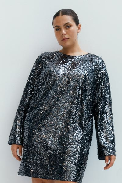 Sequined dress | H&M (UK, MY, IN, SG, PH, TW, HK)