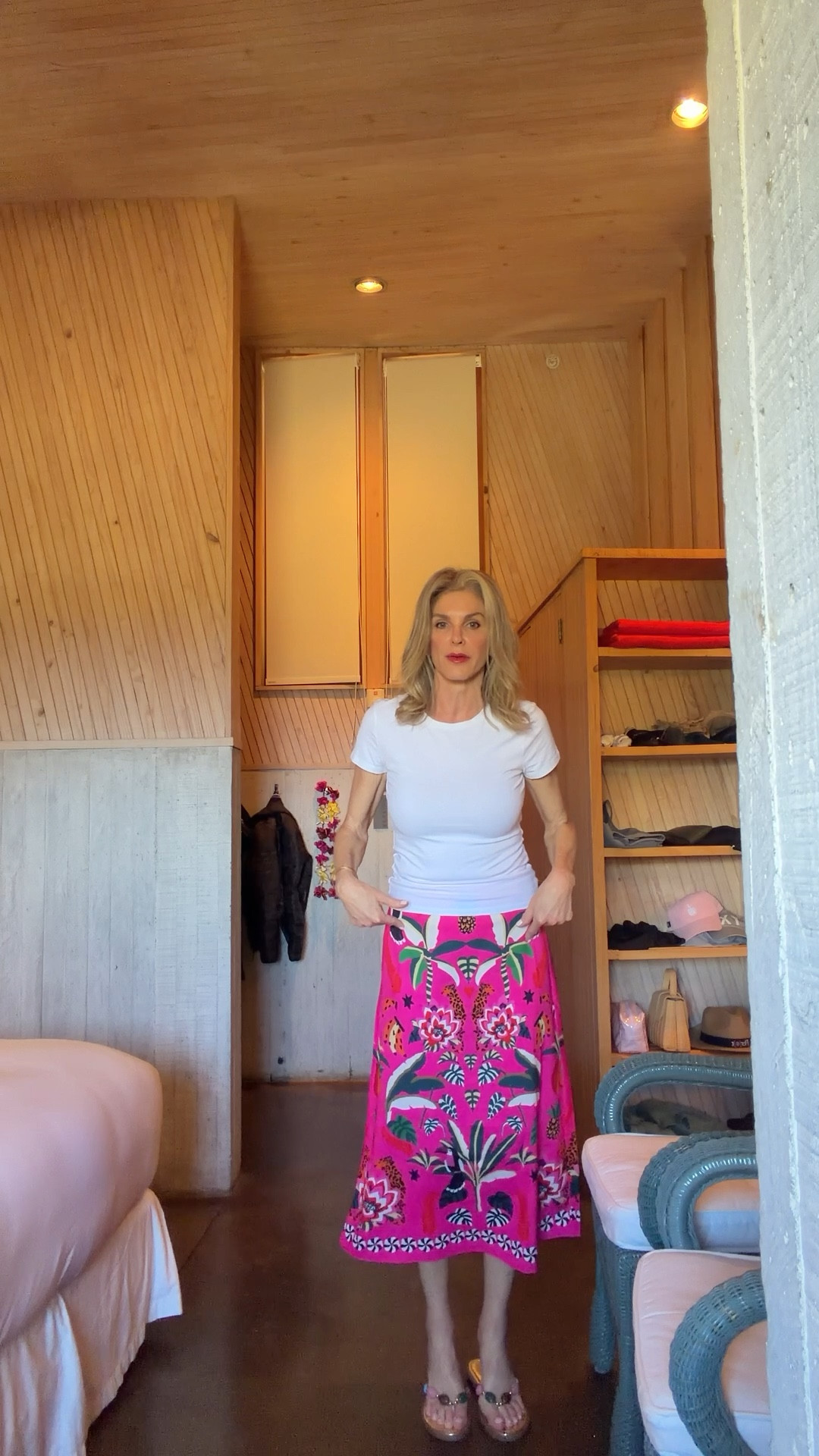 Casual dinner look on vacation 
Tee and skirt - size S 
 

#LTKTravel #LTKFindsUnder100 #LTKOver40